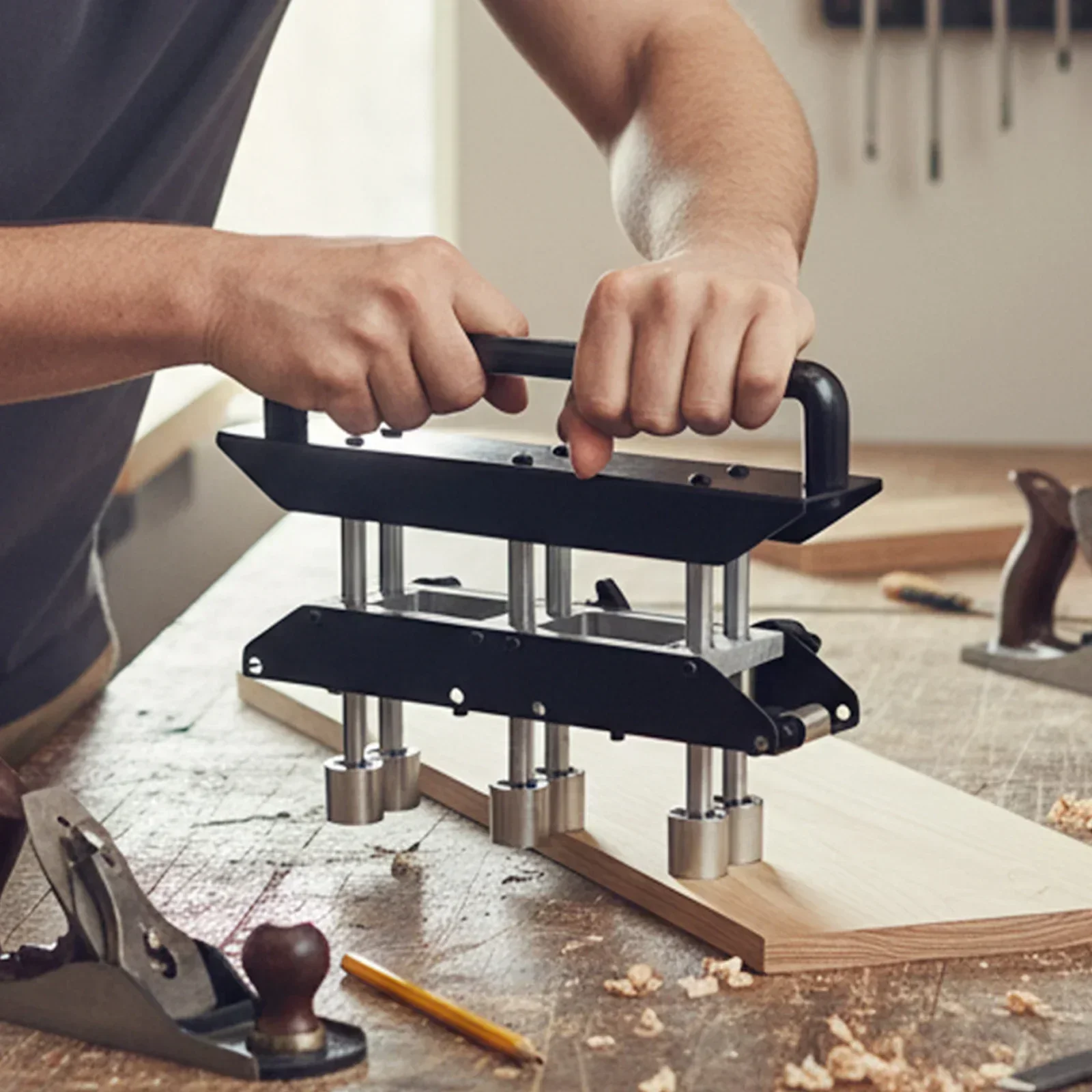 Hand Tools And Workshop Equipment - 3-محطة المعادن بندر المتداول أداة حافة