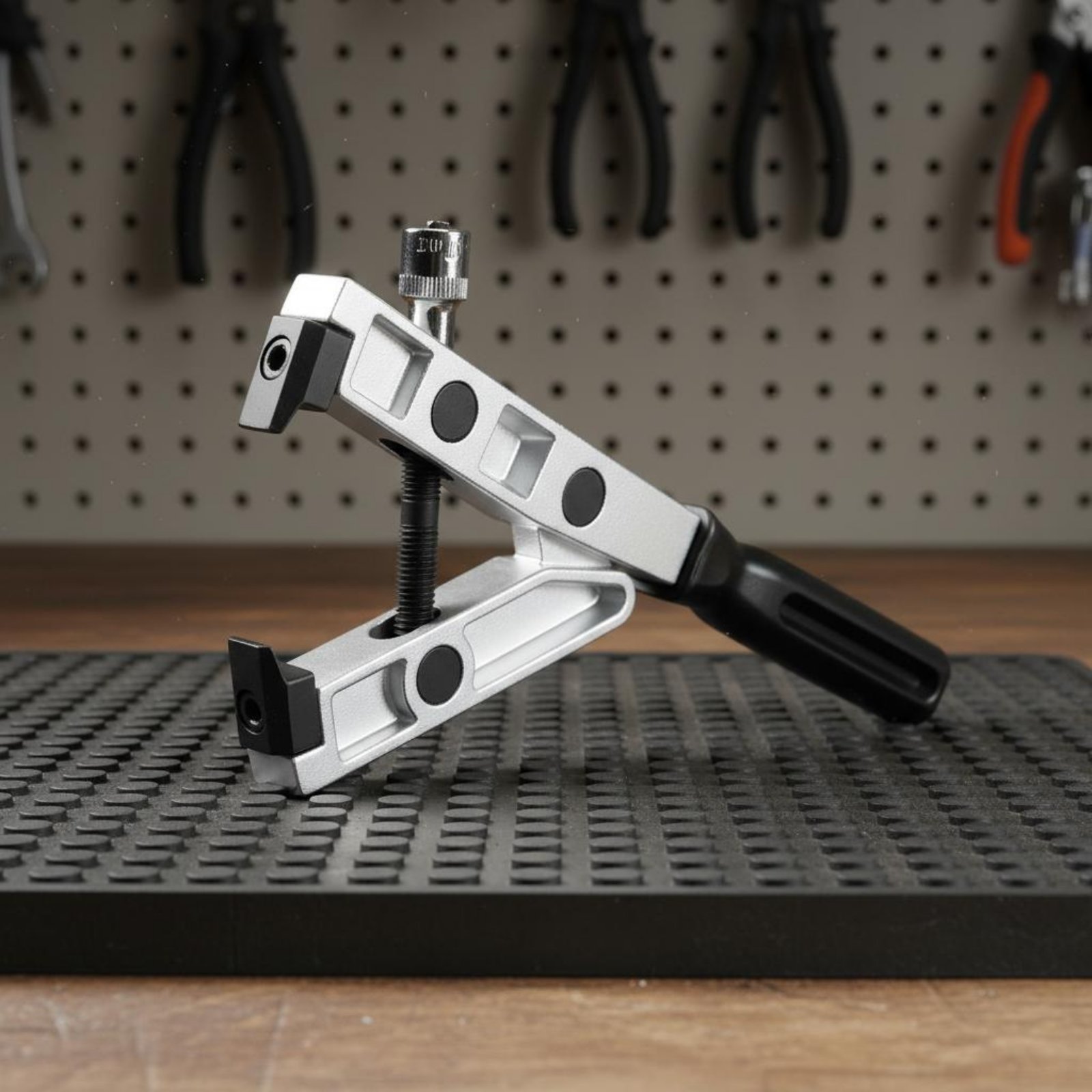 كماشة مشبك غطاء عمود الكردان،  - مراجعة Pliers وسعره
